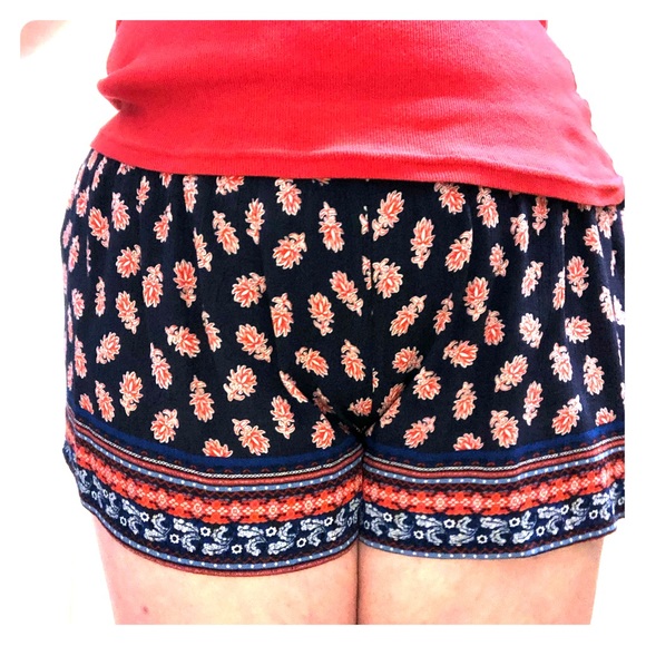 Cute Comfy and Light Boho Shorts - Picture 1 of 4